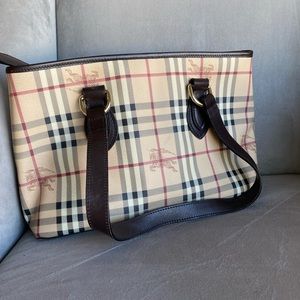 Burberry Handbag Purse